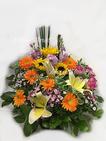 **FB23** Lily, Sun Flower & Gerbera Flower Box<br>百合,向日葵,太陽花盒