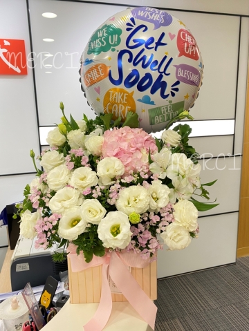 **FB13** Pink Hydrangea & White Eustoma Flower Box<br>粉色繡球花及白桔梗花花盒